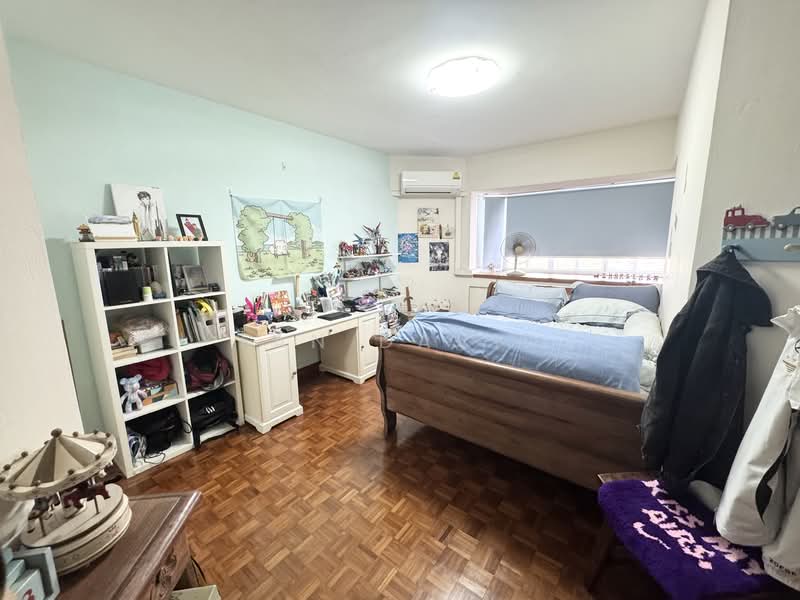 Ivory Heights, 122 Jurong East Street 13, 3 Bedrooms, 1,701 sqft, Condominium For Sale, by Tan David, 500116190 - Bedroom 3 - PropertyGuru.com.sg