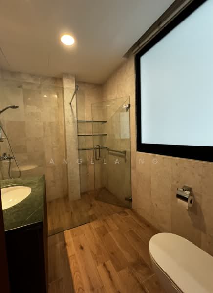 Modern Semi-D at Duchess Avenue Coronation Road, , 5 Bedrooms, 4,880 sqft, Semi-Detached House For Rent, by Angela Ng, 500116199 - Bathroom - PropertyGuru.com.sg