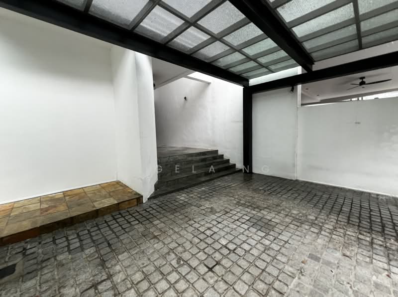 Modern Semi-D at Duchess Avenue Coronation Road, , 5 Bedrooms, 4,880 sqft, Semi-Detached House For Rent, by Angela Ng, 500116199 - Exterior - PropertyGuru.com.sg