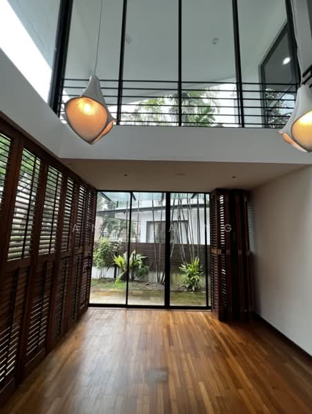 Modern Semi-D at Duchess Avenue Coronation Road, , 5 Bedrooms, 4,880 sqft, Semi-Detached House For Rent, by Angela Ng, 500116199 - Interior - PropertyGuru.com.sg