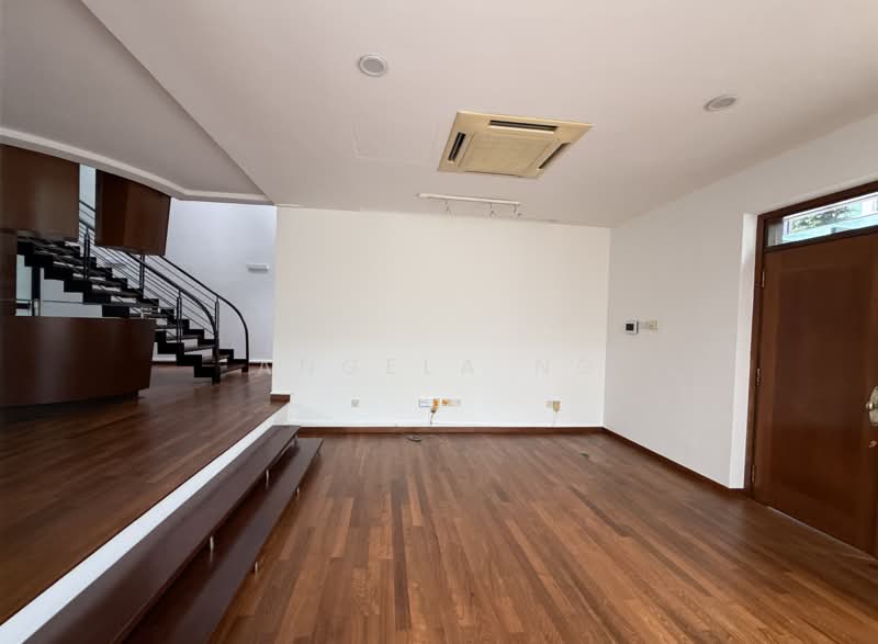 Modern Semi-D at Duchess Avenue Coronation Road, , 5 Bedrooms, 4,880 sqft, Semi-Detached House For Rent, by Angela Ng, 500116199 - Interior - PropertyGuru.com.sg