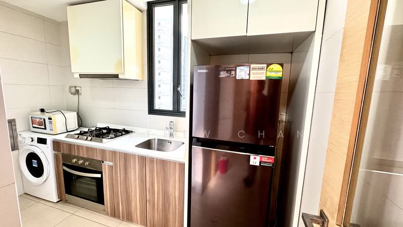 The Luxurie, 23 Compassvale Road, 2 Bedrooms, 732 sqft, Condominium For Sale, by Matthew Chan, 500116207 - Enclosed Kitchen nicely tucked in. - PropertyGuru.com.sg