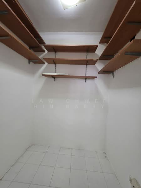 Duchess Manor, 20C Duchess Road, 3 Bedrooms, 1,163 sqft, Condominium For Rent, by Law Chwee Hin Harry, 500116213 - Store - PropertyGuru.com.sg