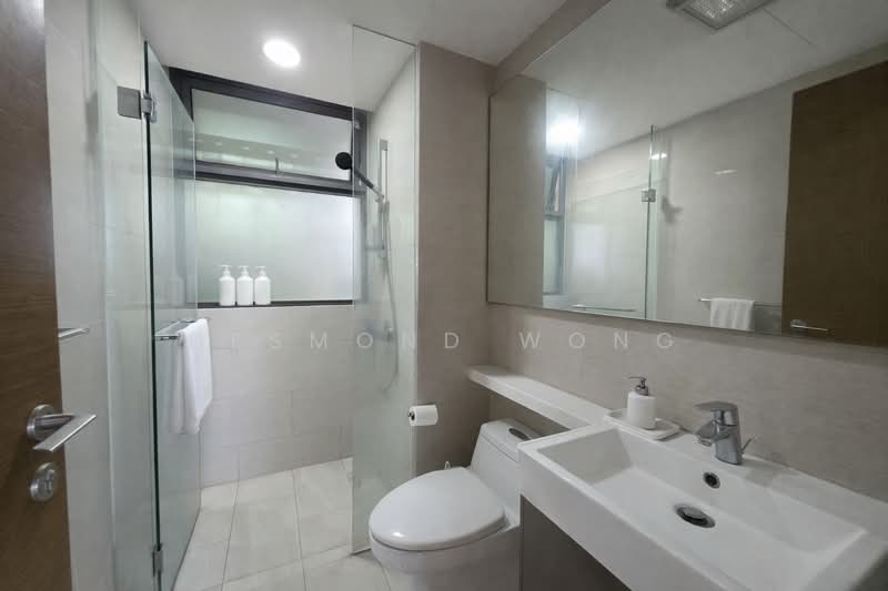 The Topiary, 15 Fernvale Lane, 4 Bedrooms, 1,367 sqft, Executive Condominium For Sale, by Desmond Wong, 500116219 - Bathroom - PropertyGuru.com.sg
