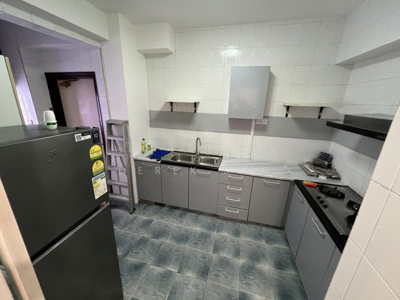 Fernwood Towers, 24 Fernwood Terrace, Room Rental, 240 sqft, Condominium For Rent, by Derek Soh, 500116228 - PropertyGuru.com.sg