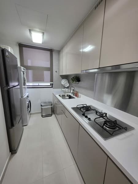 Blossom Residences, 30 Segar Road, 3 Bedrooms, 1,055 sqft, Executive Condominium For Sale, by Alan Liu, 500116229 - Kitchen - PropertyGuru.com.sg