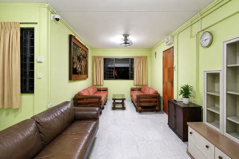 108 Bedok Reservoir Road, 108 Bedok Reservoir Road, 3 Bedrooms, 1,001 sqft, HDB Flat For Sale, by Bee 林美玲, 500116232 - Living Room (Original) - PropertyGuru.com.sg