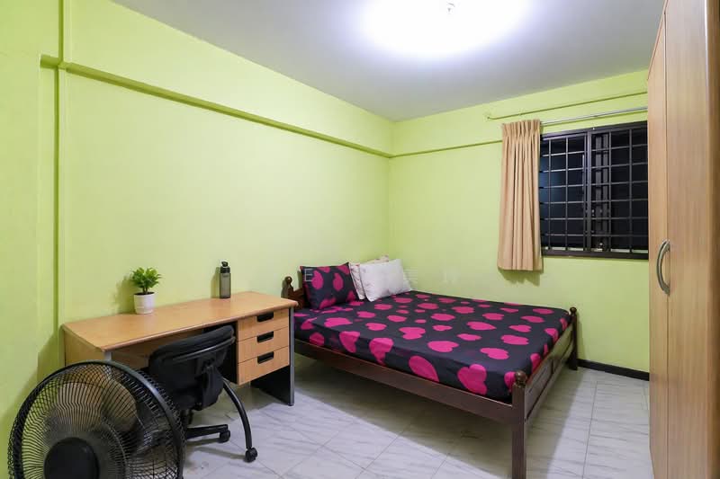 108 Bedok Reservoir Road, 108 Bedok Reservoir Road, 3 Bedrooms, 1,001 sqft, HDB Flat For Sale, by Bee 林美玲, 500116232 - Common Room  (Original) - PropertyGuru.com.sg