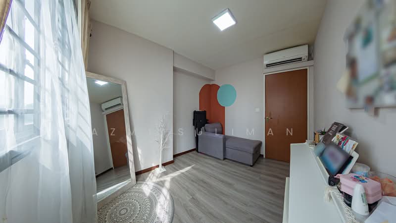 183A Woodlands Street 13, 183A Woodlands Street 13, 3 Bedrooms, 1,001 sqft, HDB Flat For Sale, by Azmi Suliman, 500116261 - Common Bedroom 1 - PropertyGuru.com.sg