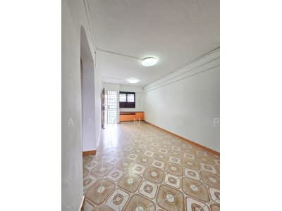 For Sale - 422 Ang Mo Kio Avenue 3