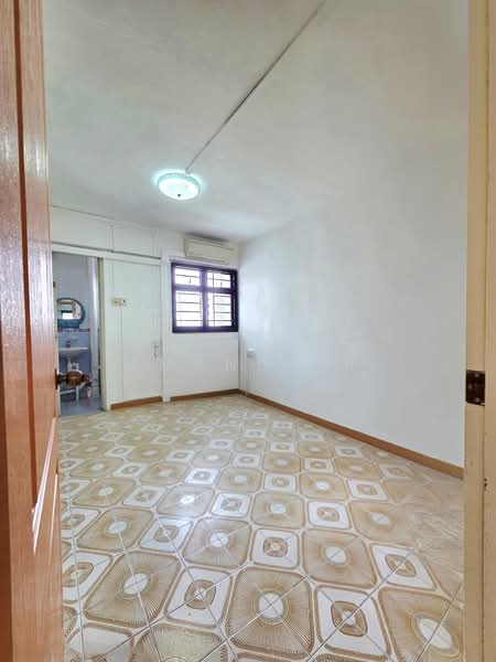 422 Ang Mo Kio Avenue 3, 422 Ang Mo Kio Avenue 3, 3 Bedrooms, 786 sqft, HDB Flat For Sale, by Amanda P, 500116271 - Interior - PropertyGuru.com.sg