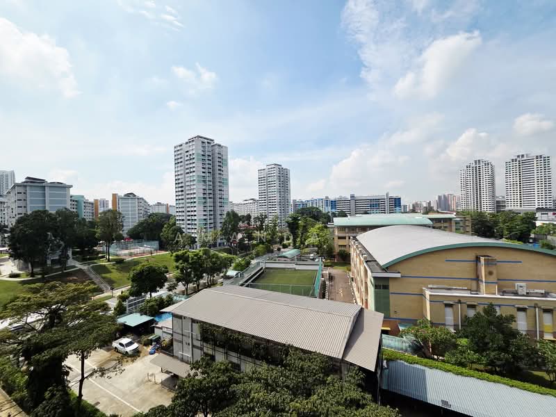 422 Ang Mo Kio Avenue 3, 422 Ang Mo Kio Avenue 3, 3 Bedrooms, 786 sqft, HDB Flat For Sale, by Amanda P, 500116271 - Exterior - PropertyGuru.com.sg