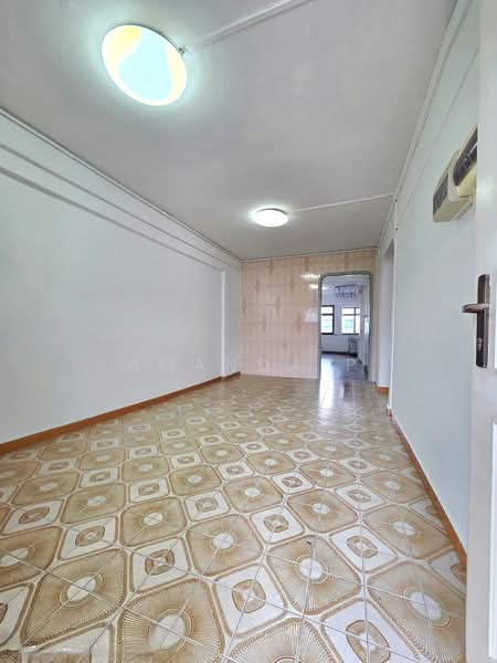 422 Ang Mo Kio Avenue 3, 422 Ang Mo Kio Avenue 3, 3 Bedrooms, 786 sqft, HDB Flat For Sale, by Amanda P, 500116271 - Interior - PropertyGuru.com.sg