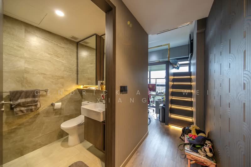Riverfront Residences, 41 Hougang Avenue 7, 4 Bedrooms, 1,485 sqft, Condominium For Sale, by Cendrick Ang Wei Xiang, 500116278 - Bathroom - PropertyGuru.com.sg