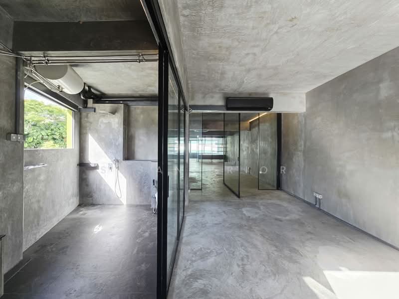 Race Course/ Rangoon Dazzling Loft 2/3 Bed, Rangoon Road, 3 Bedrooms, 1,870 sqft, Walk-up Apartment For Rent, by Susan Prior, 500116287 - Interior - PropertyGuru.com.sg