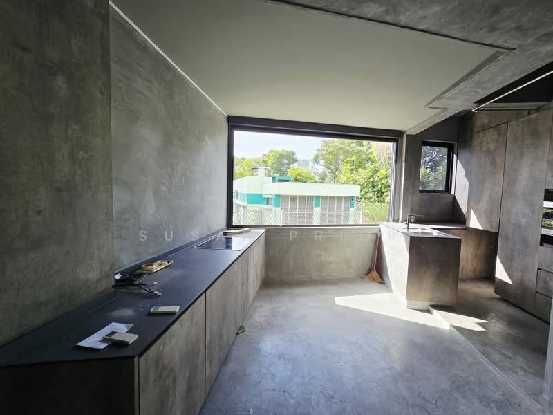 Race Course/ Rangoon Dazzling Loft 2/3 Bed, Rangoon Road, 3 Bedrooms, 1,870 sqft, Walk-up Apartment For Rent, by Susan Prior, 500116287 - PropertyGuru.com.sg