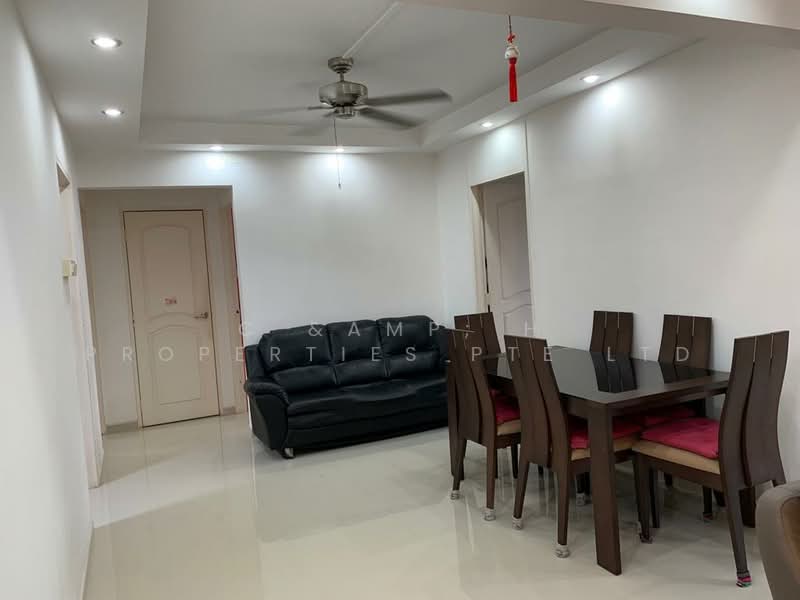 163 Simei Road, 163 Simei Road, 4 Bedrooms, 1,313 sqft, HDB Flat For Sale, by C & H PROPERTIES PTE LTD, 500116295 - Living Room - PropertyGuru.com.sg