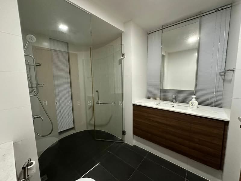 Double Bay Residences, 21A Simei Street 4, Room Rental, 300 sqft, Condominium For Rent, by Haresh Malaney, 500116301 - Bathroom - PropertyGuru.com.sg