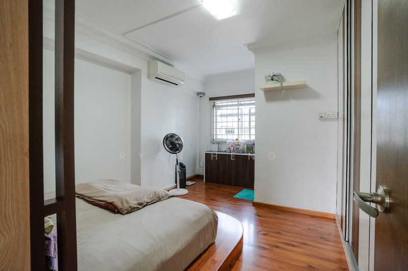671 Jalan Damai, 671 Jalan Damai, 3 Bedrooms, 1,162 sqft, HDB Flat For Sale, by Ryan Heng, 500116319 - Bedroom - PropertyGuru.com.sg