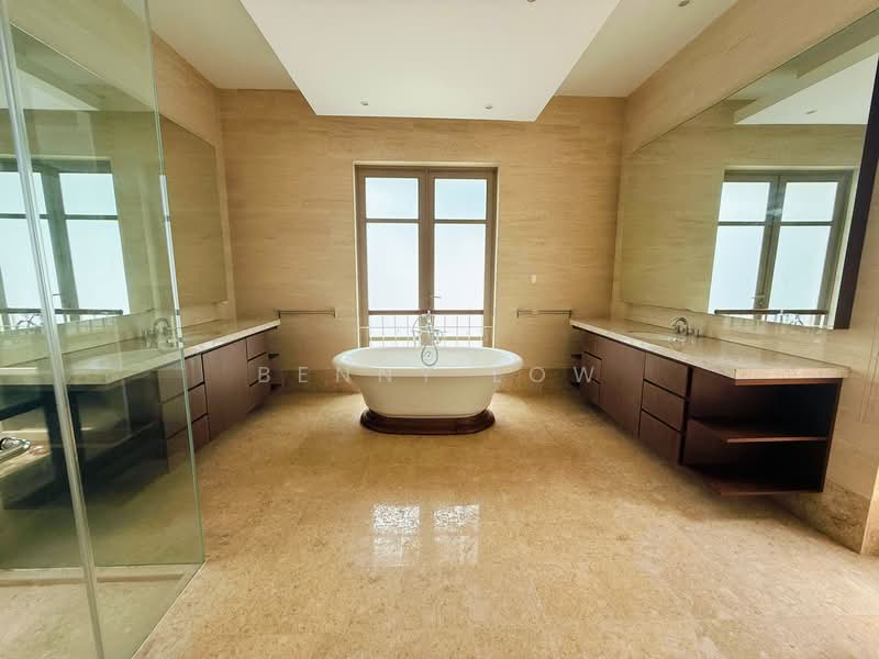 Belmont Road, , 6 Bedrooms, 7,200 sqft, Good Class Bungalow For Rent, by Benny Low, 500116322 - Bathroom - PropertyGuru.com.sg