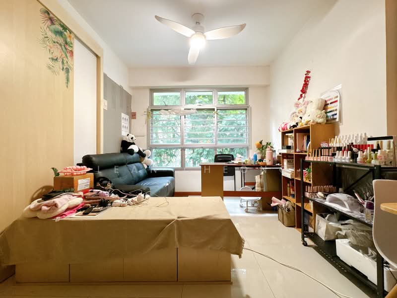 150A Corporation Drive, 150A Corporation Drive, 1 Bedroom, 554 sqft, HDB Flat For Sale, by Lean Cheong, 500116325 - Living Room - PropertyGuru.com.sg