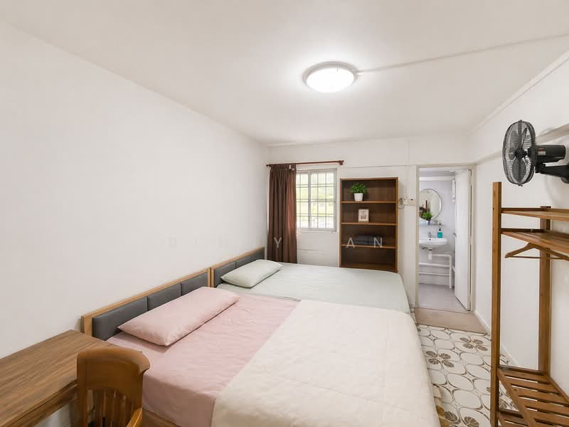 365 Clementi Avenue 2, 365 Clementi Avenue 2, 3 Bedrooms, 969 sqft, HDB Flat For Sale, by Benny Tan, 500116331 - Bedroom - PropertyGuru.com.sg