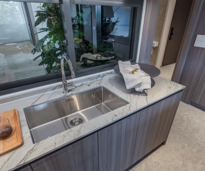 MEYER BLUE, 83 Meyer Road, 4 Bedrooms, 1,518 sqft, Condominium For Sale, by Alvin Kwan, 500116334 - Kitchen - PropertyGuru.com.sg