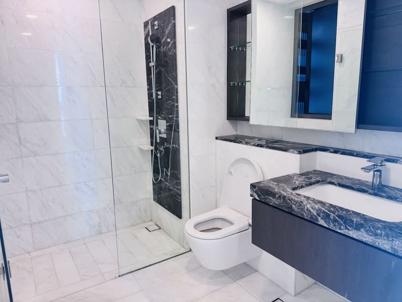 Marina One Residences, 21 Marina Way, 2 Bedrooms, 1,119 sqft, Condominium For Sale, by Tina Cai, 500116340 - Bathroom - PropertyGuru.com.sg