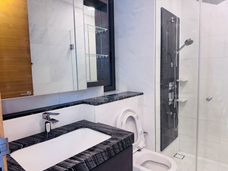 Marina One Residences, 21 Marina Way, 2 Bedrooms, 1,119 sqft, Condominium For Sale, by Tina Cai, 500116340 - Bathroom - PropertyGuru.com.sg