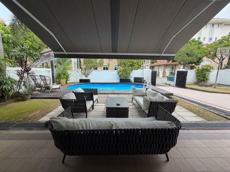 Tastefully Renovated House. 1km to Nanyang Primary, Duchess avenue, Kingsmead, Kings Road, 4 Bedrooms, 4,000 sqft, Detached House For Rent, by Lynn Sim, 500116344 - Exterior - PropertyGuru.com.sg