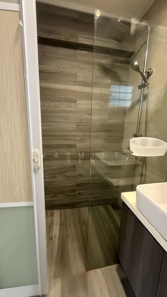 183 Bishan Street 13, 183 Bishan Street 13, 3 Bedrooms, 1,302 sqft, HDB Flat For Rent, by Jasmine Yee, 500116346 - Bathroom - PropertyGuru.com.sg