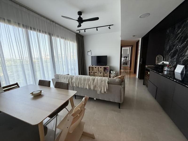 Avenue South Residence, 13 Silat Avenue, Alexandra / Commonwealth, 4 Bedrooms, 1,496 sqft, Condominium For Rent, by Natasha Goh, 500116347 - Living Room - PropertyGuru.com.sg