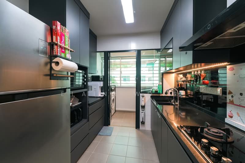 574 Choa Chu Kang Street 52, 574 Choa Chu Kang Street 52, 3 Bedrooms, 990 sqft, HDB Flat For Sale, by Elaine Wong, 500116356 - Kitchen - PropertyGuru.com.sg