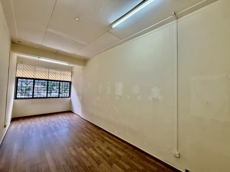 Upper Thomson Road Shop Houses, 272 Upper Thomson Road, 1,195 sqft, Shop / Shophouse For Rent, by Lin Jiayang, 500116361 - Interior - CommercialGuru.com.sg