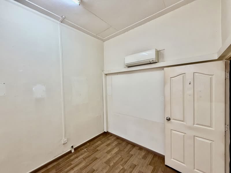 Upper Thomson Road Shop Houses, 272 Upper Thomson Road, 1,195 sqft, Shop / Shophouse For Rent, by Lin Jiayang, 500116361 - Interior - CommercialGuru.com.sg