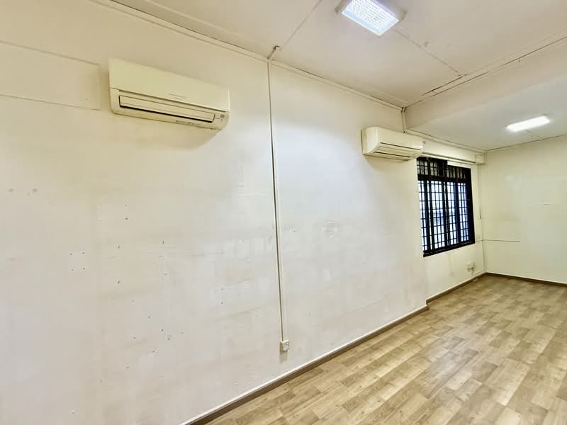 Upper Thomson Road Shop Houses, 272 Upper Thomson Road, 1,195 sqft, Shop / Shophouse For Rent, by Lin Jiayang, 500116361 - Interior - CommercialGuru.com.sg