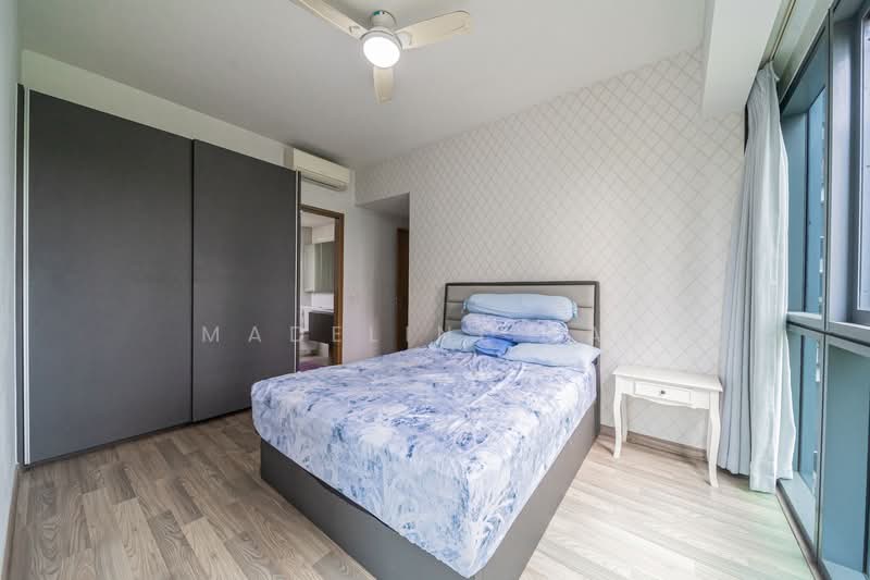 Lakeville, 1 Jurong Lake Link, 4 Bedrooms, 1,270 sqft, Condominium For Sale, by Madeline Tay, 500116370 - Bedroom - PropertyGuru.com.sg
