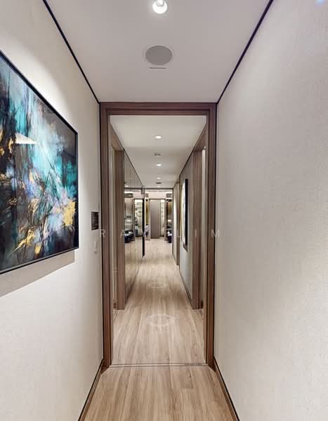 ELTA, 12 Clementi Avenue 1, 5 Bedrooms, 1,776 sqft, Apartment For Sale, by Ray Lim, 500116372 - Corridor - PropertyGuru.com.sg