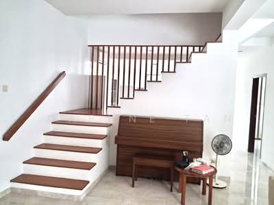 For Rent - EAST COAST I SIGLAP PARK 2 STOREY WELL RENOVATED TERRACE