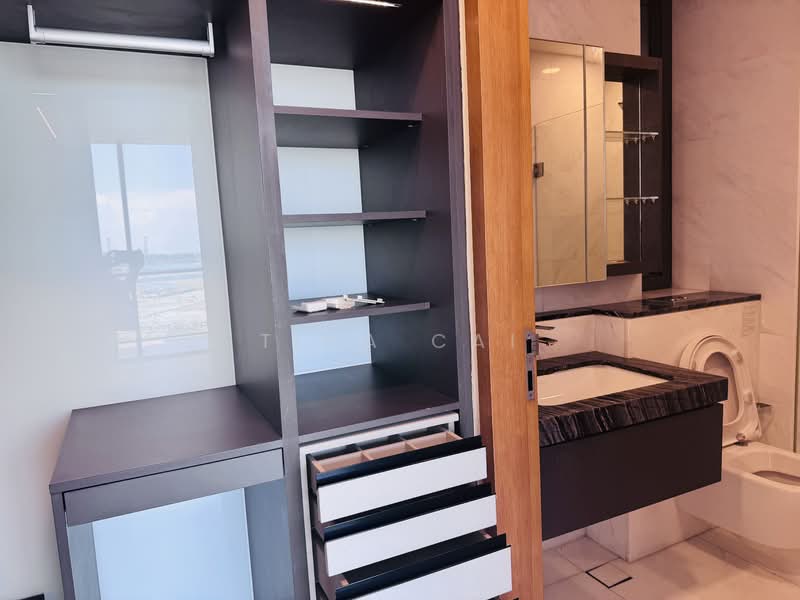 Marina One Residences, 21 Marina Way, 2 Bedrooms, 1,119 sqft, Condominium For Rent, by Tina Cai, 500116382 - Bathroom - PropertyGuru.com.sg