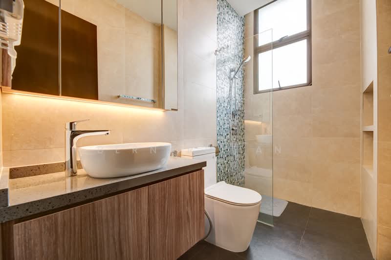 Picardy Gardens, Jalan Pari Burong, 7 Bedrooms, 7,000 sqft, Detached House For Sale, by Bernard Tan, 500116392 - Bathroom - PropertyGuru.com.sg