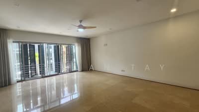 For Rent - Nassim Jade