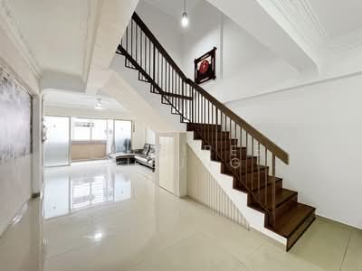 For Sale - 640 Hougang Avenue 8