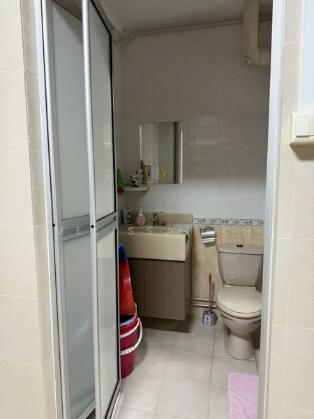 617 Bukit Panjang Ring Road, 617 Bukit Panjang Ring Road, 3 Bedrooms, 1,399 sqft, HDB Flat For Sale, by Melissa Goh, 500116429 - Bathroom - PropertyGuru.com.sg