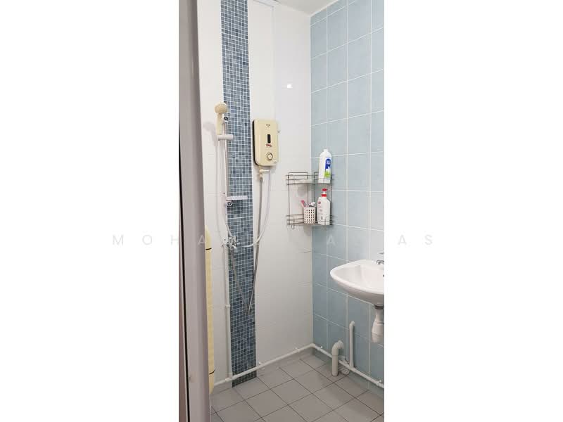 287 Yishun Avenue 6, 287 Yishun Avenue 6, Room Rental, 150 sqft, HDB Flat For Rent, by Mohamed Alias, 500116435 - Bathroom - PropertyGuru.com.sg
