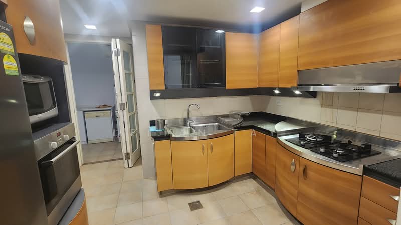 Nassim Jade, 3 Nassim Road, 3 Bedrooms, 1,841 sqft, Condominium For Sale, by Lelian Tay, 500116441 - Kitchen - PropertyGuru.com.sg
