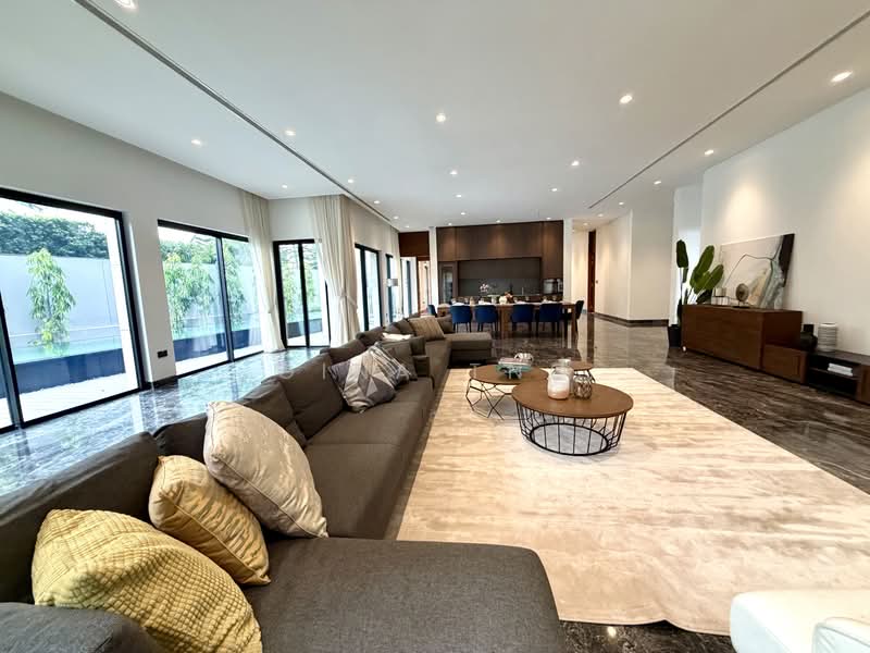 Brand New Freehold Bungalow @District 11, Charming bungalow at Mount Rosie, 8 Bedrooms, 16,031 sqft, Bungalow House For Sale, by Gina Tng, 500116445 - Living Room - PropertyGuru.com.sg