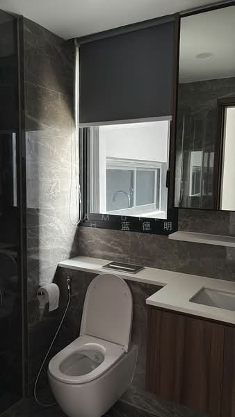 Lentor Modern, Lentor Central, 3 Bedrooms, 980 sqft, Condominium For Rent, by Samuel Nah 蓝德明, 500116446 - Bathroom - PropertyGuru.com.sg