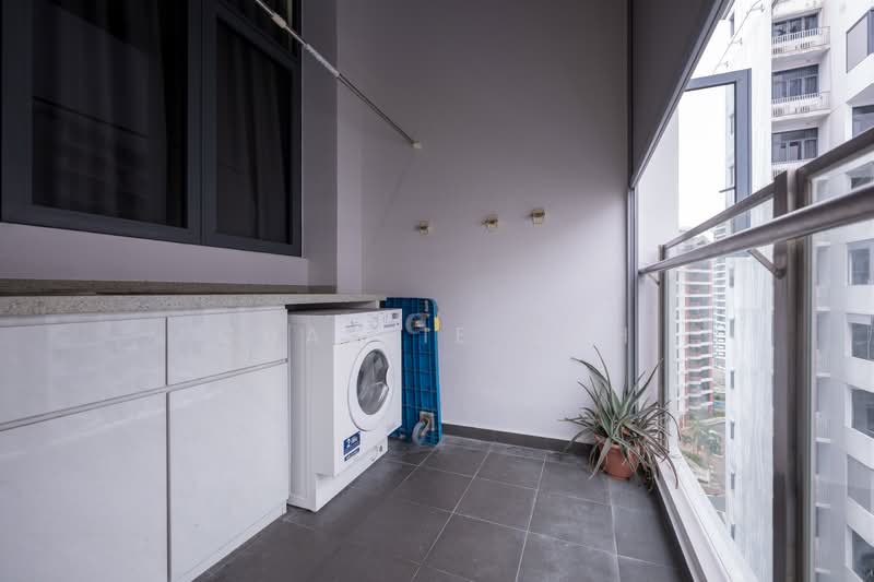 Urban Vista, 12 Tanah Merah Kechil Link, 3 Bedrooms, 850 sqft, Condominium For Sale, by Charlie Goh, 500116453 - Balcony - PropertyGuru.com.sg