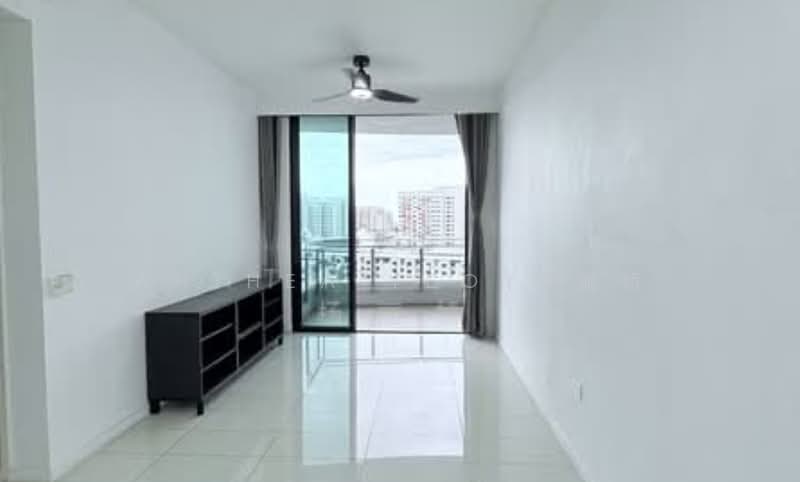 Sky Green, 568 Macpherson Green, 2 Bedrooms, 797 sqft, Condominium For Sale, by Anthea Yeo 杨丽娇, 500116456 - Living Room - PropertyGuru.com.sg